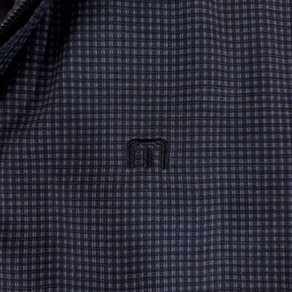 Travis Mathew Golf Vest Mens Size Medium Microplaid Full Zip Gray 1MU365 - Picture 7 of 16